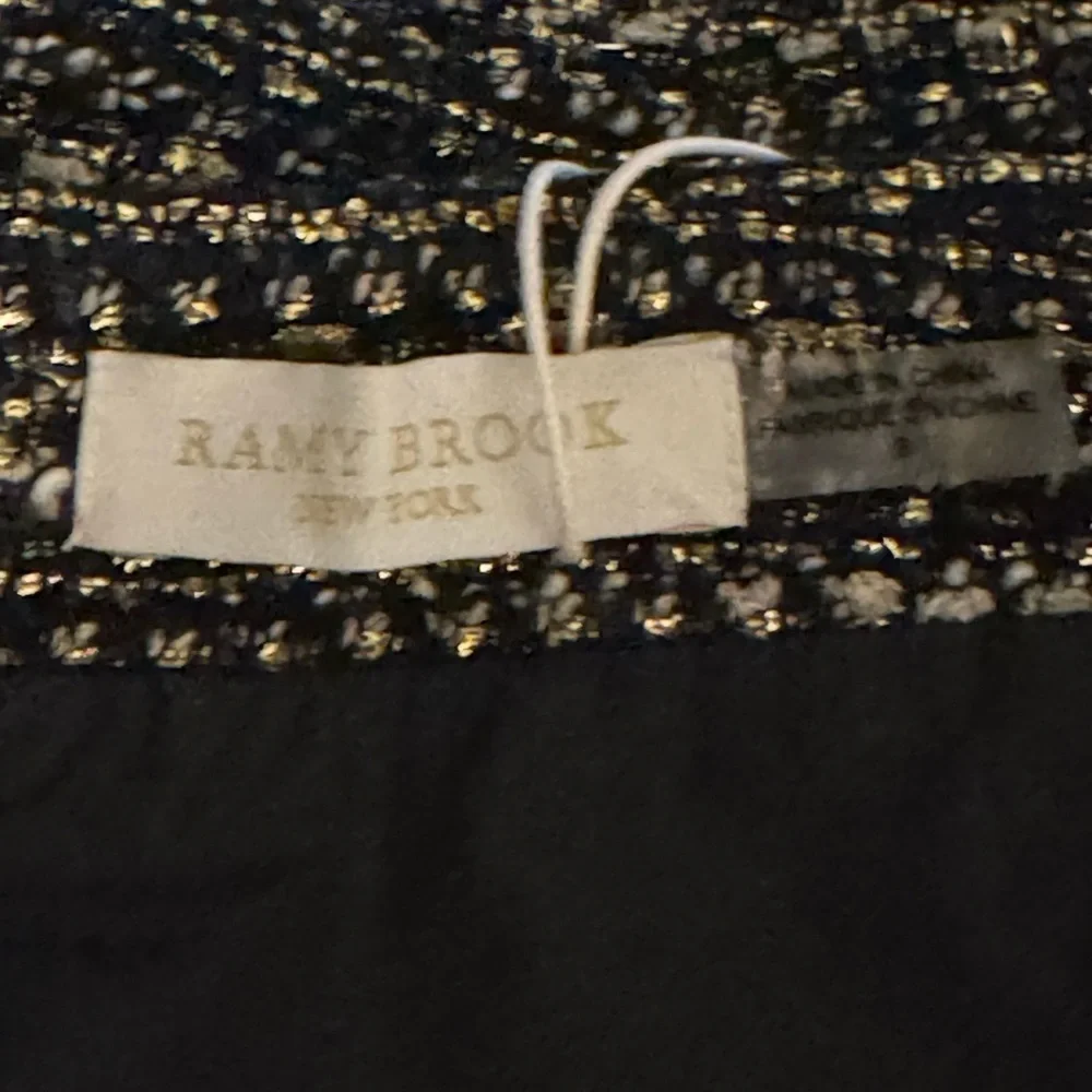 RAMY BROOK Rhonda Tweed Zip-Front Mini Skirt Gold Zipper Hardware Size 8 Black - Picture 12 of 15